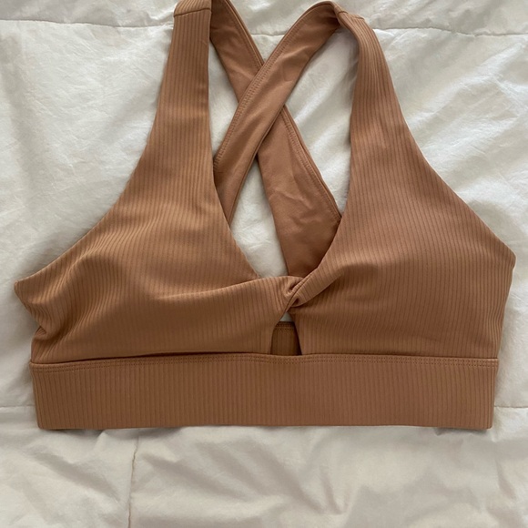 Fabletics outfit NWOT - Picture 3 of 9